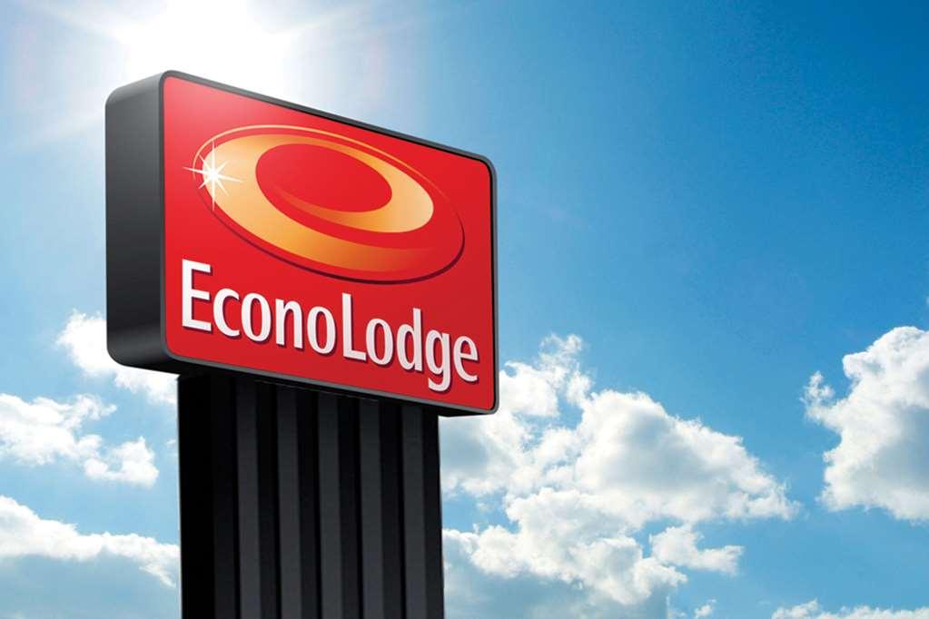 Econo Lodge Waynesboro Extérieur photo